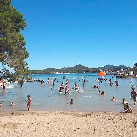 Hébergement de vacances Apartment Lantana Sutomiscica - Cin05013-Dyb *