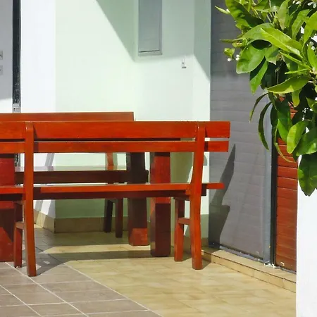 Apartment Lantana Sutomiscica - Cin05013-Dyb * Sutomiscica