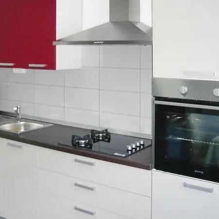 Hébergement de vacances Apartment Lantana Sutomiscica - Cin05013-Dyb