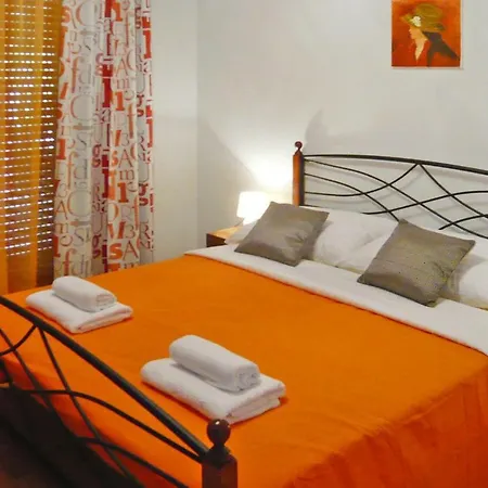 Apartment Lantana Sutomiscica - Cin05013-Dyb Hébergement de vacances *